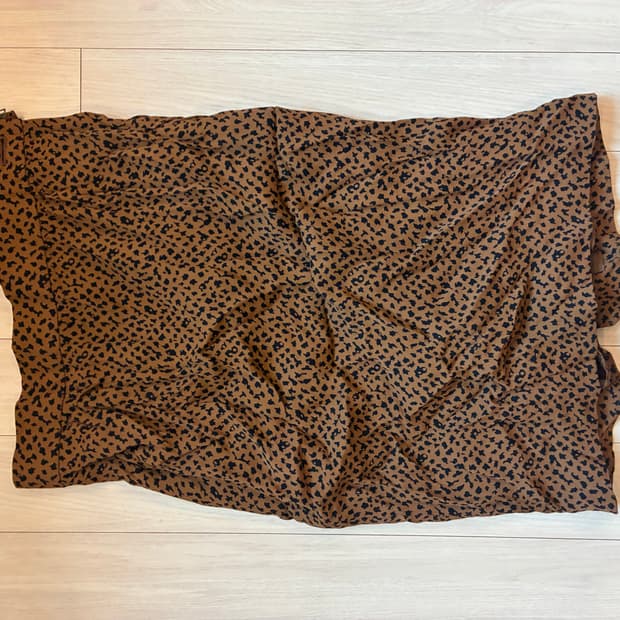 입생로랑 ysl 90년대 빈티지 호피 미디 스커트