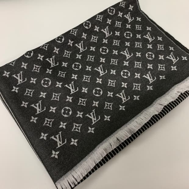 21SS 루이비통 시그니쳐 모노그램 머플러