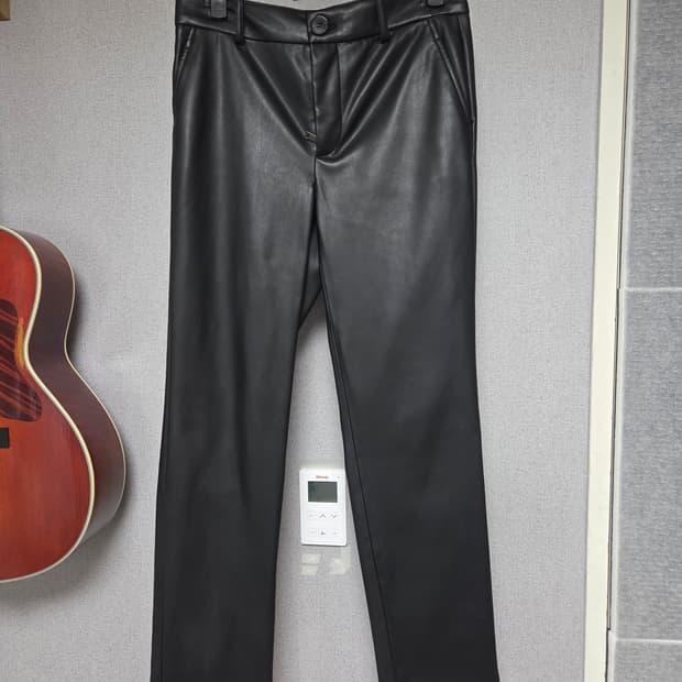 자라 페이크레더 팬츠