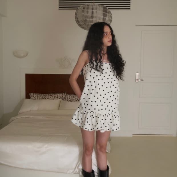 아우어솔티 Bubble Dot Mini Dress/white