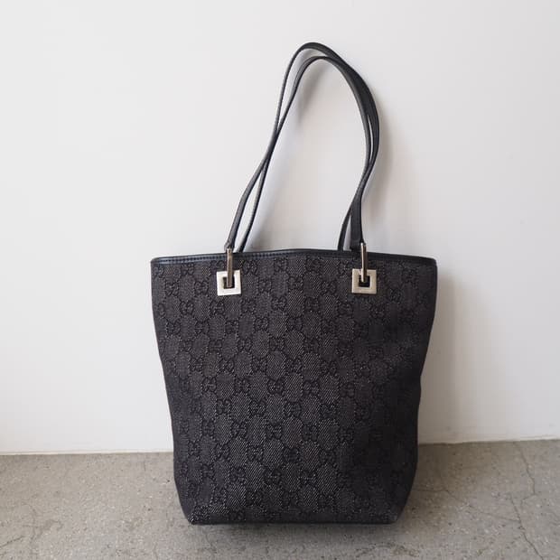 GUCCI GG logo bag