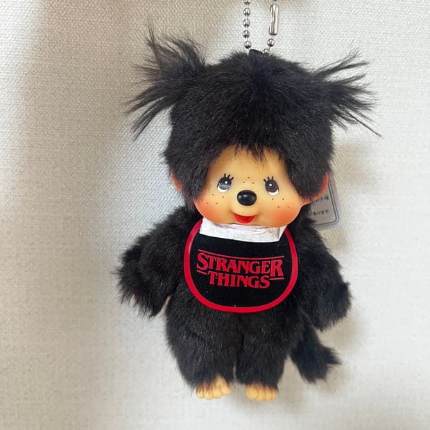 일본발송) 기묘한이야기 몬치치 콜라보 블랙레드