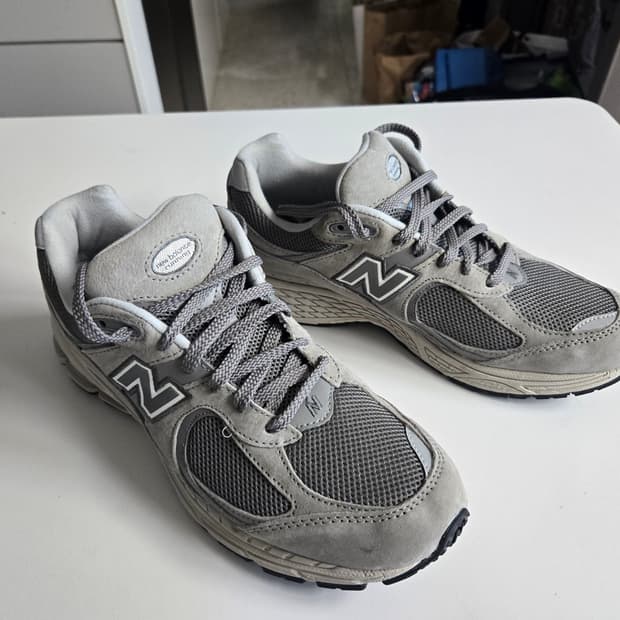뉴발란스 2002R 그레이 275 사이즈