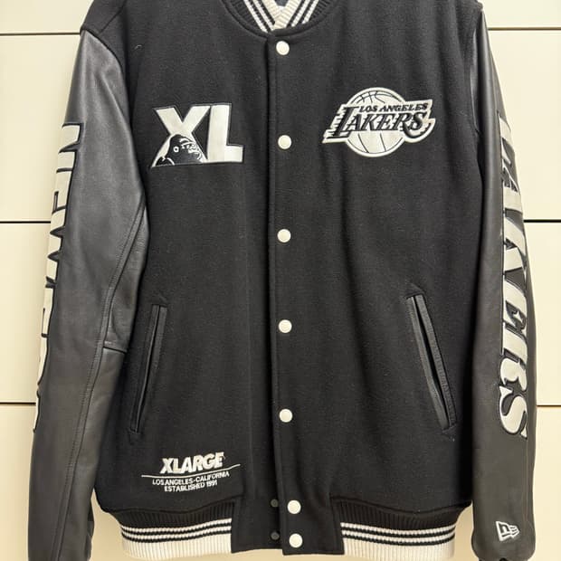 뉴에라 X 엑스라지 X NBA LA 레이커스 바시티 자켓