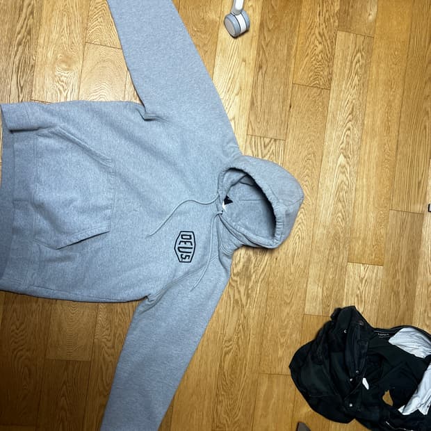 데우스 회색 서울 후드 xl 판매합니다