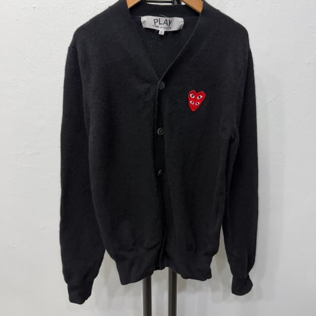 매장판정품) 꼼데가르송 23ss 여성 더블하트 가디건 S 