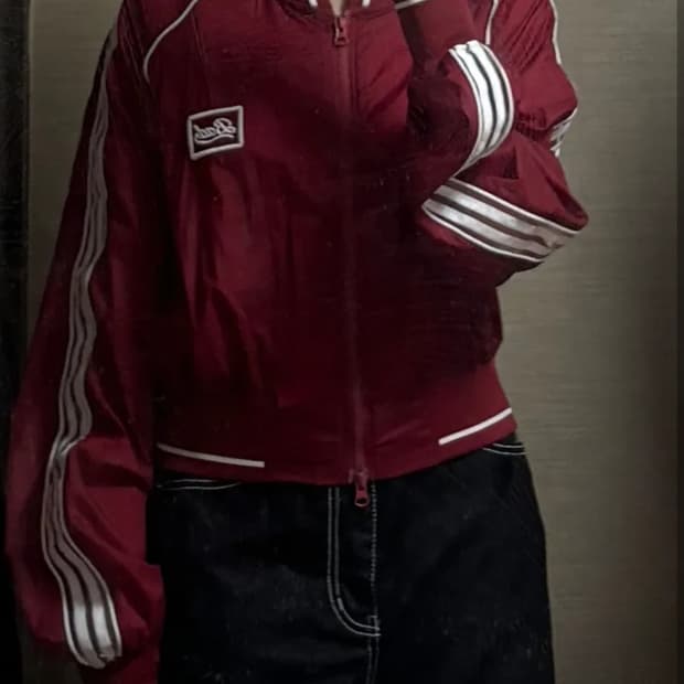(새상품) 배드블러드 트랙 자켓 레드