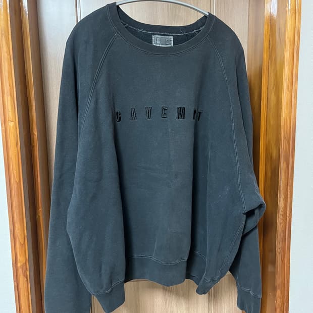 CAV EMPT NO.2 LOOSE FIT CREW SWEAT 카브엠트