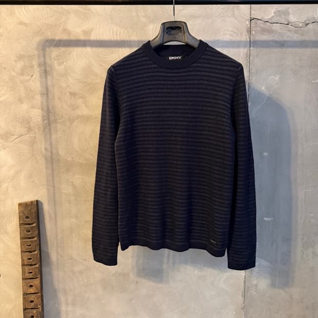 DKNY 니트 100