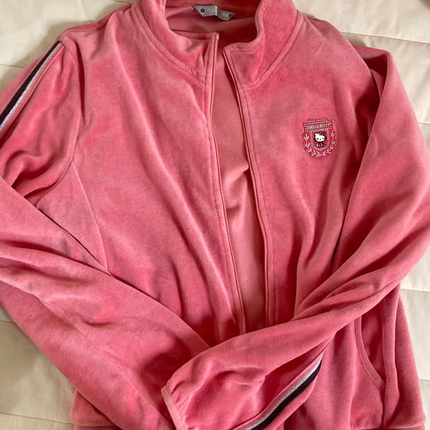 갸루 키티 집업