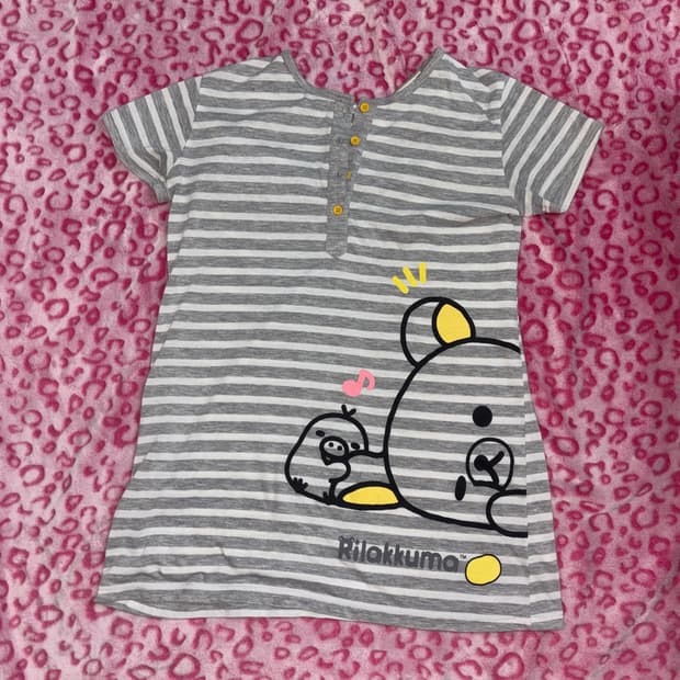 리락쿠마 스트라이프 반팔 티셔츠