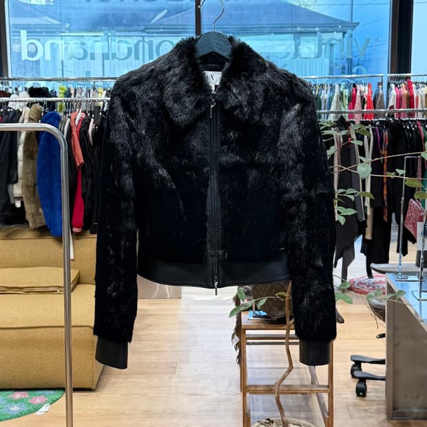 아르마니 익스체인지 블랙 레더 앤 래빗 퍼 자켓