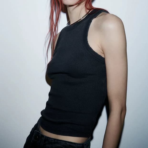 워싱 이펙트 리브드 슬리브리스 나시티셔츠_블랙