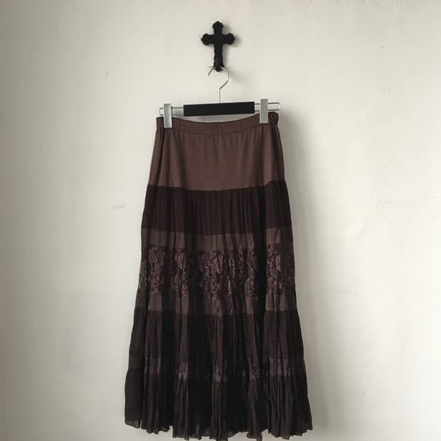 Lace layer long skirt