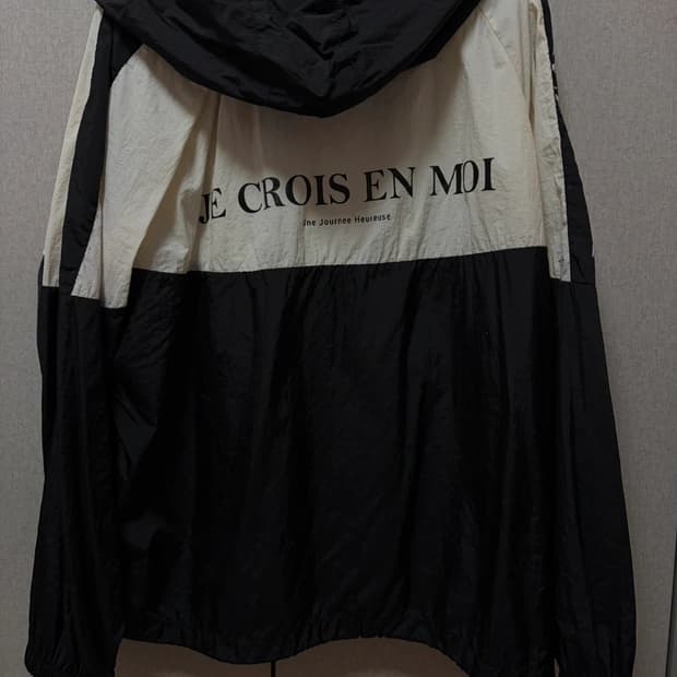 클라이드앤배색 경량바람막이. M/XL