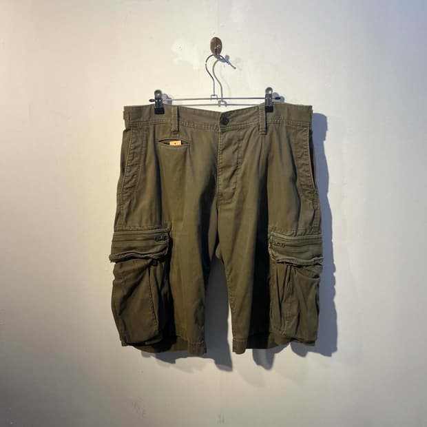 갭 카고 반바지