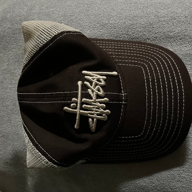 스투시 트러커 볼캡