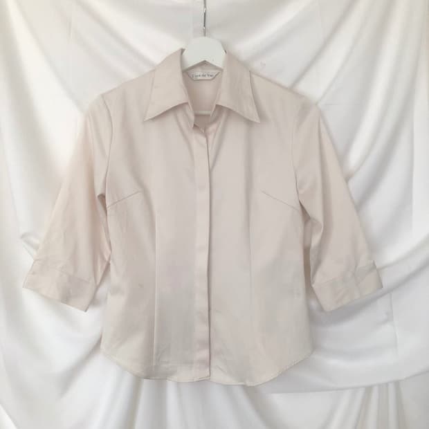 771. butter hue shirt