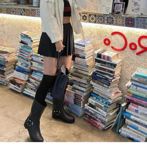 AAV 아브컬렉션 리본 후디 가디건