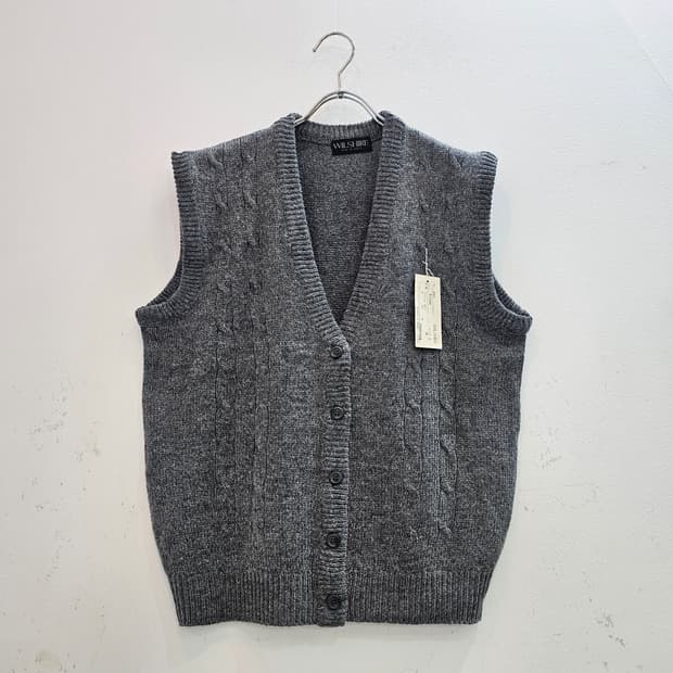 모 혼방 V넥 버튼 꽈배기 니트 조끼 베스트