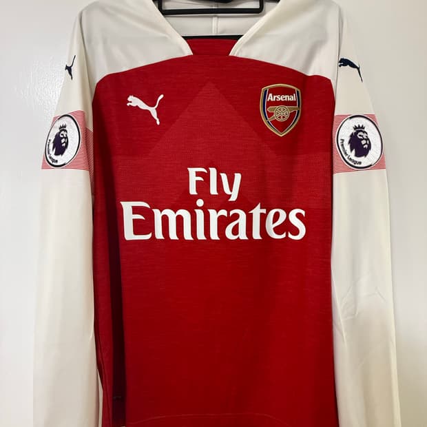 푸마 아스날 18-19 홈 긴팔 외질