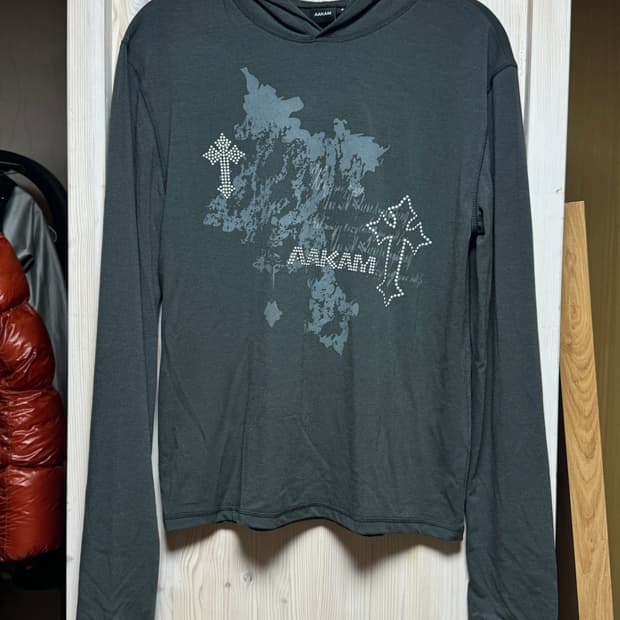 아캄 후드 롱 슬리브