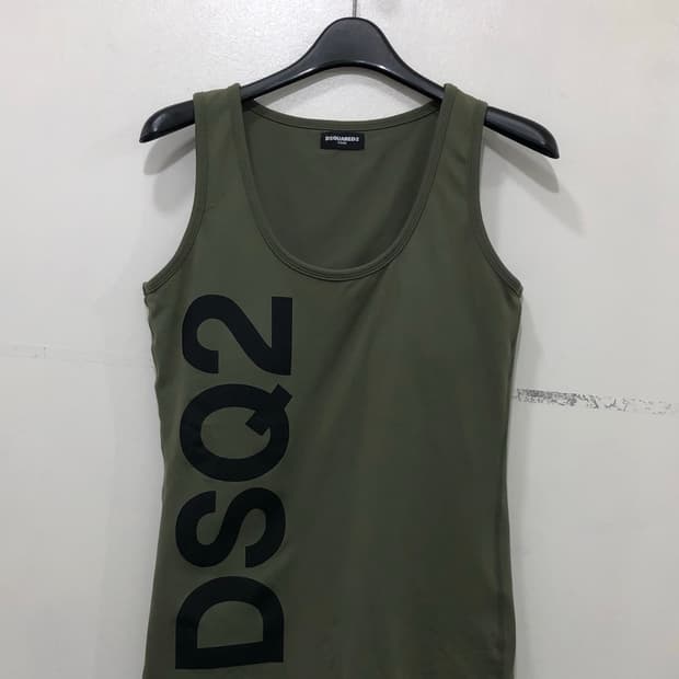 디스퀘어드2(DSQUARED2) 에어슬림 슬리브리스 카키 M
