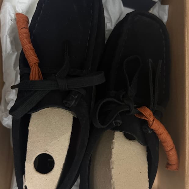 클락스 블랙 스웨이드 235 w