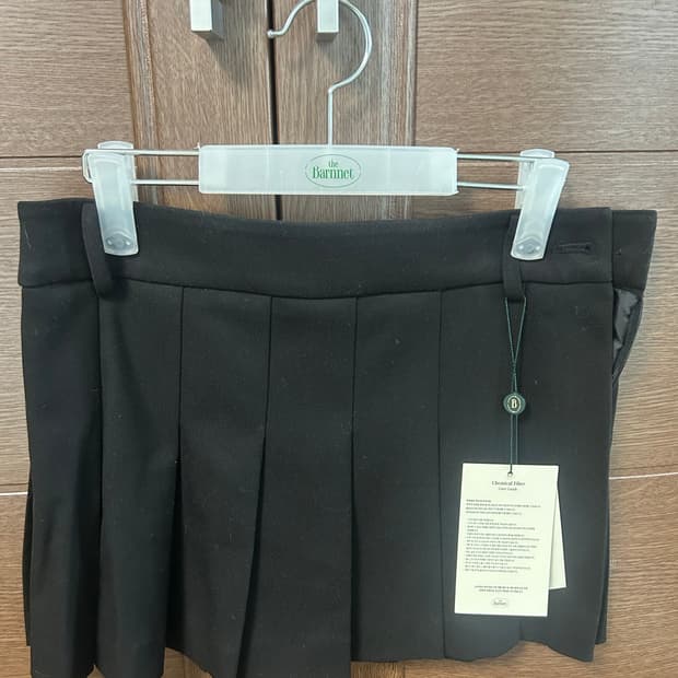더바넷 Reind Pleats Mini Skirt (블랙 S)