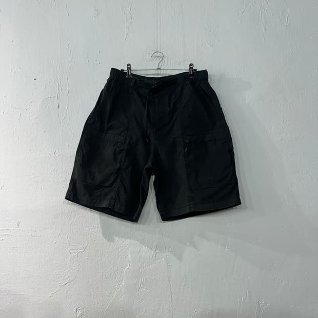 무신사스탠다드 반바지 30