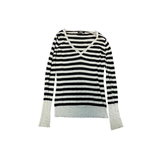 Stripe Design V-Neck Long Sleeve