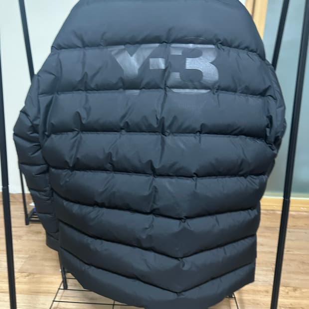 Y-3 패딩 