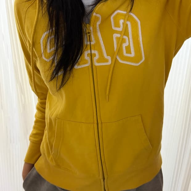 갭 옐로우 후드집업 m