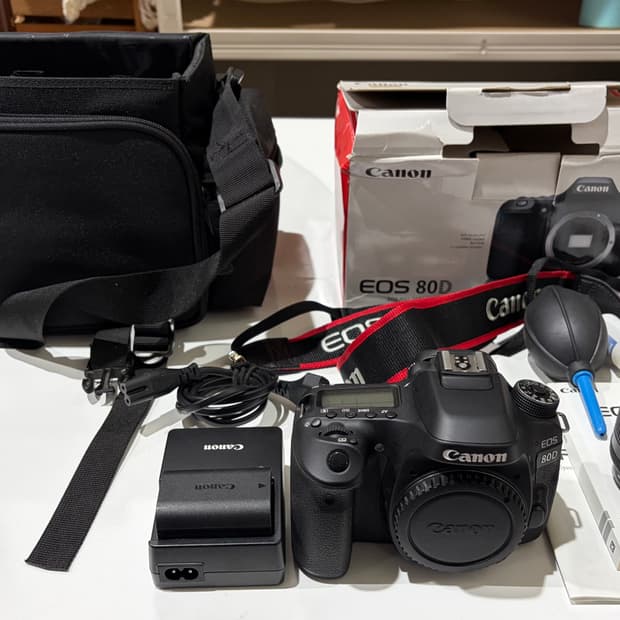 캐논 EOS 80D 카메라 + 렌즈 가방#신품급