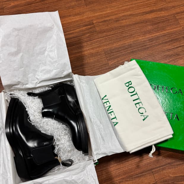 (41.5) 보테가베네타 첼시부츠 새상품