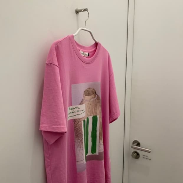 AMOMENTO×saki PRINT SHORT SLEEVE T-SHIRT