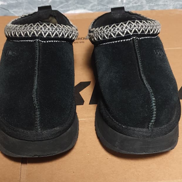 어그 USA 타즈 플랫폼 블랙 US 5W (230)