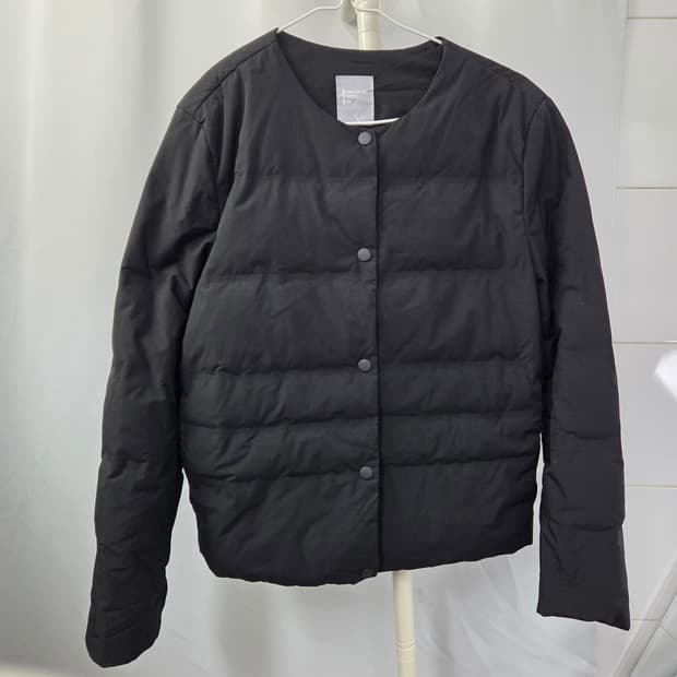 77/106 에잇세컨즈 오리털 경량 패딩 