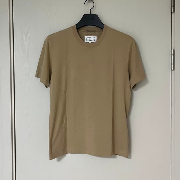 Margiela T shirts beige