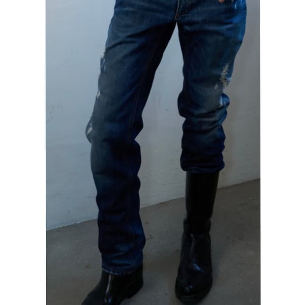 Dolce & Gabbana 2000s Distressed Metal P