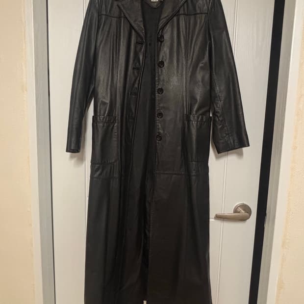 리얼 레더 롱 코트