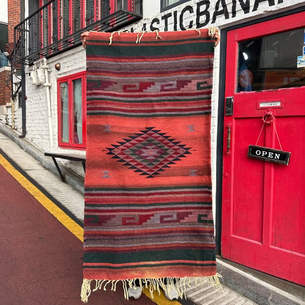 빈티지 아즈텍 웨스턴 오리엔탈 러그