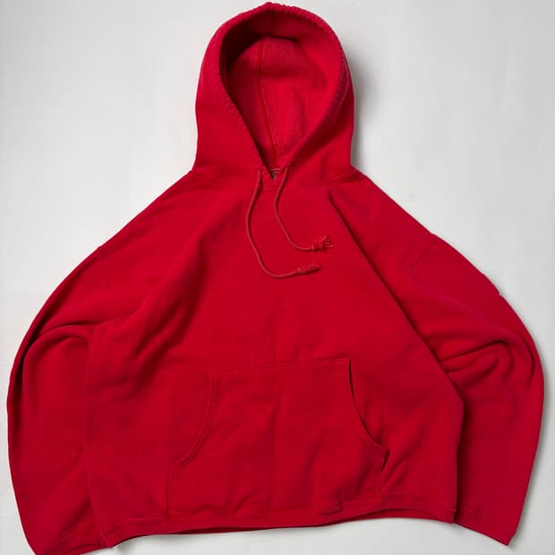 90s Marlboro Hoodie (red)