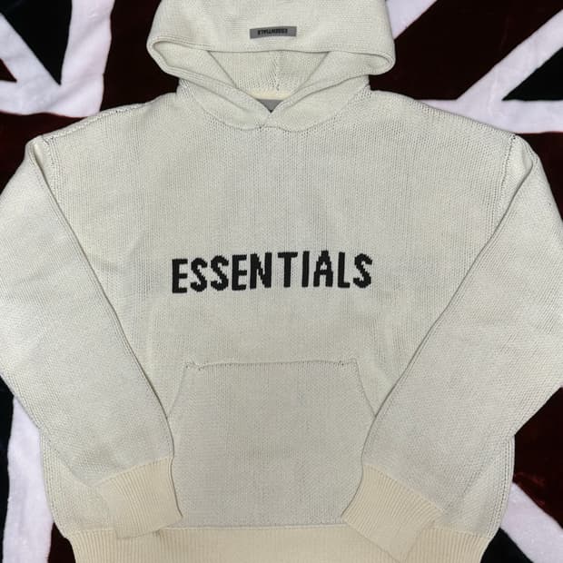 에센셜 니트후드 크림 20fw m사이즈