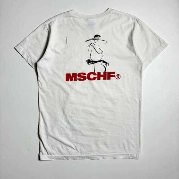 미스치프 MSCHF 레이디 그래픽 화이트 코튼 반팔 티셔츠 R2472