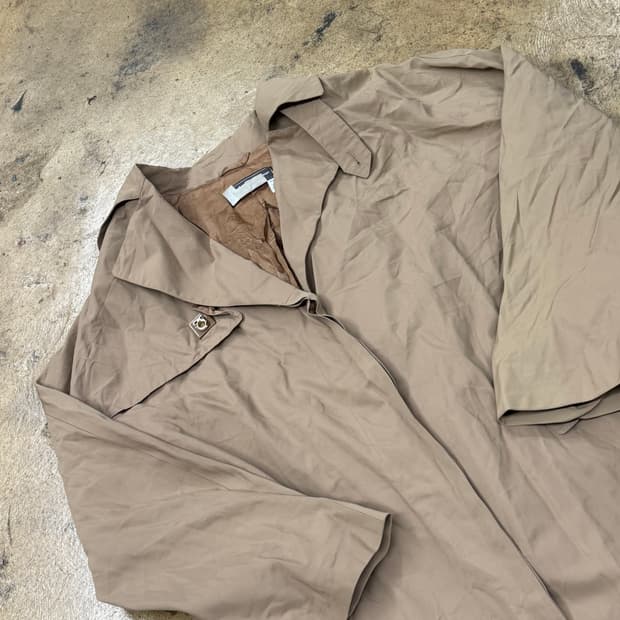 [정품] 페레가모 베이지색 트렌치 코트 b19