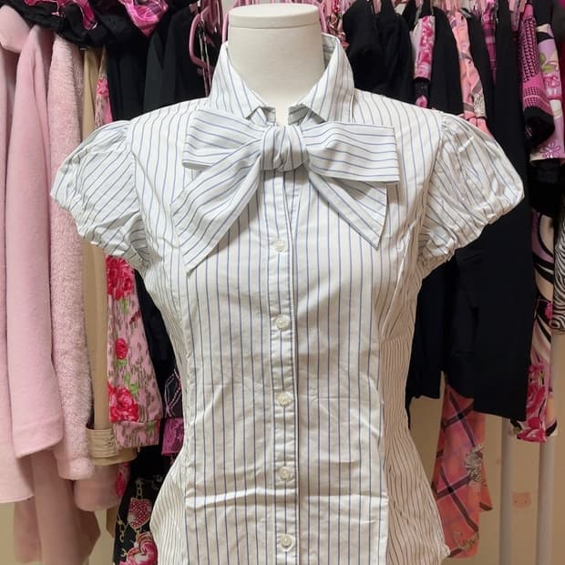 스트라이프 블라우스 셔츠 반팔 퍼프 리본 갸루