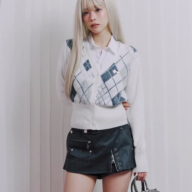 일리오 Charcoal Biker layer shorts