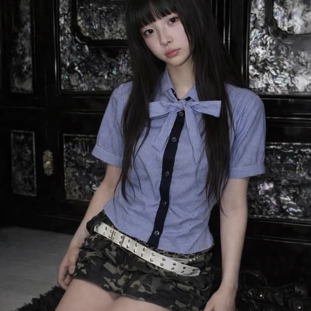 Stripe Ribborn Shirts