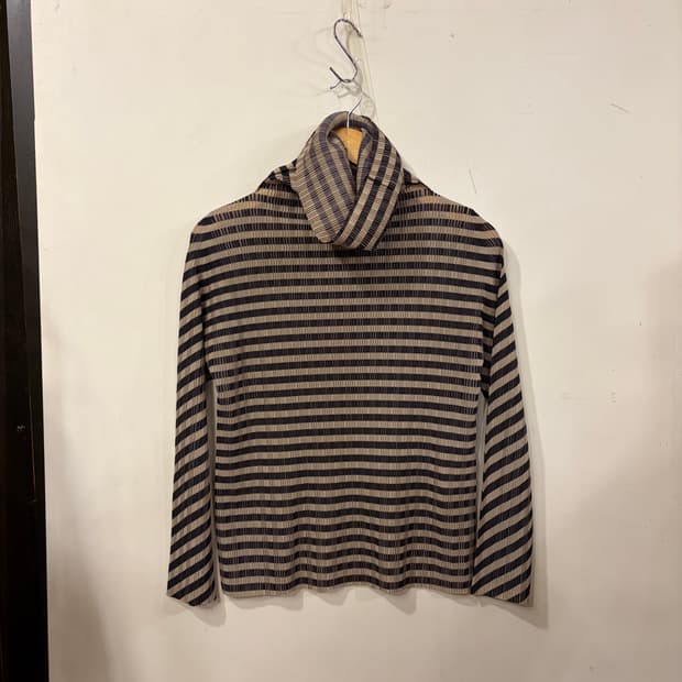 이세이미야케 플리츠플리즈 스트라이프 목폴라 3